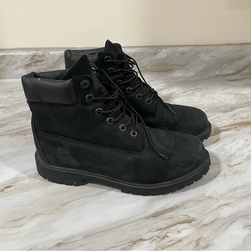 Black Timberlands